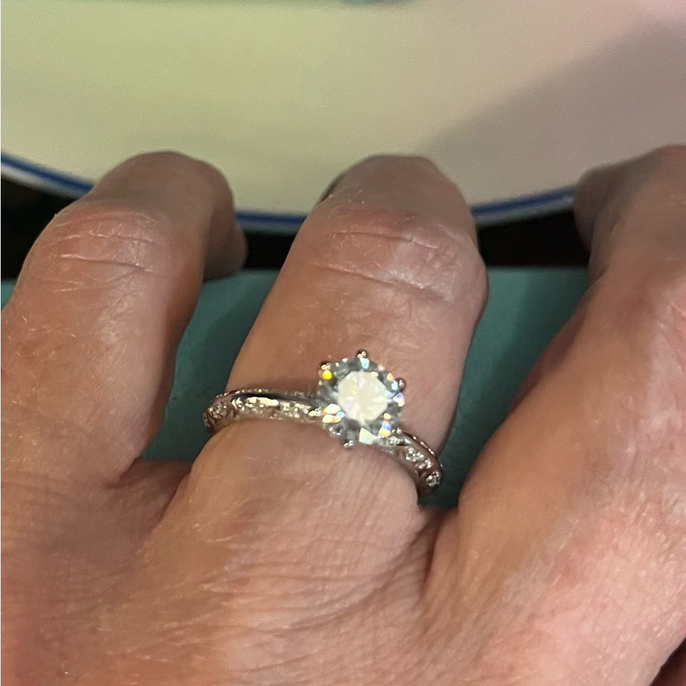 Certified 1 Carat Moissanite Solitaire Engagement Ring - Beautiful!!
